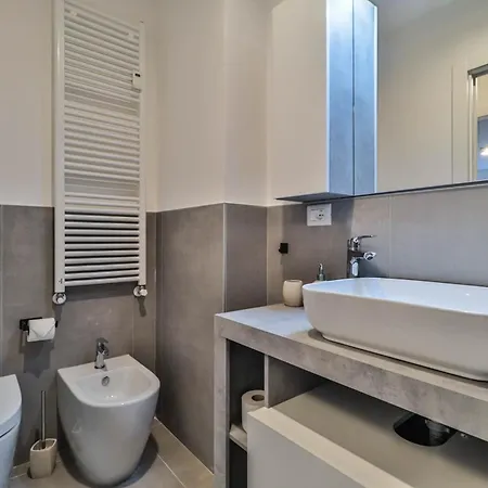 New - Mg 8 House - Centre * Bologna
