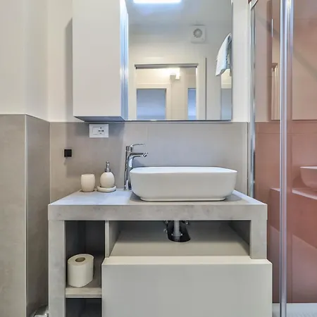 New - Mg 8 House - Centre Apartment