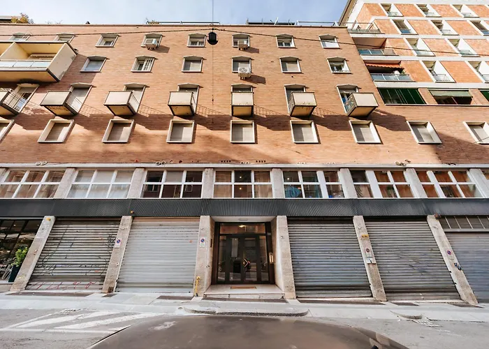 New - Mg 8 House - Centre