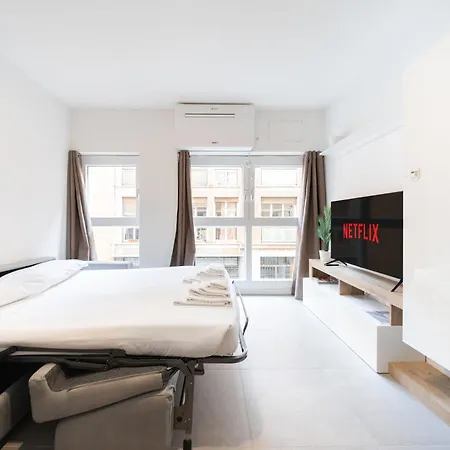 New - Mg 8 House - Centre *