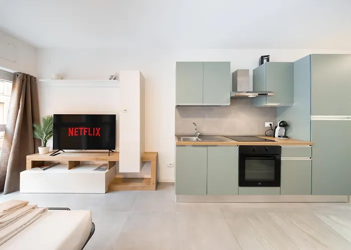 New - Mg 8 House - Centre