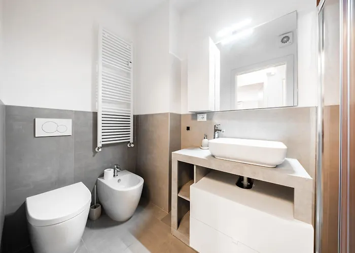 New - Mg 8 House - Centre *